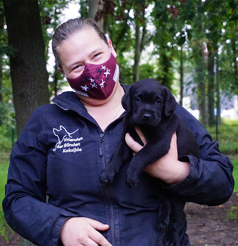 Educatrice et son chiot